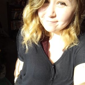 Meet your Posher, Lisarae